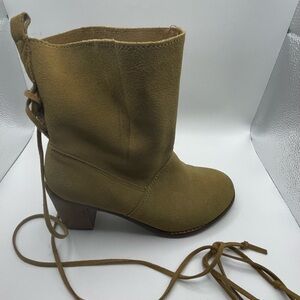Toms Tan Lace Up Boots
